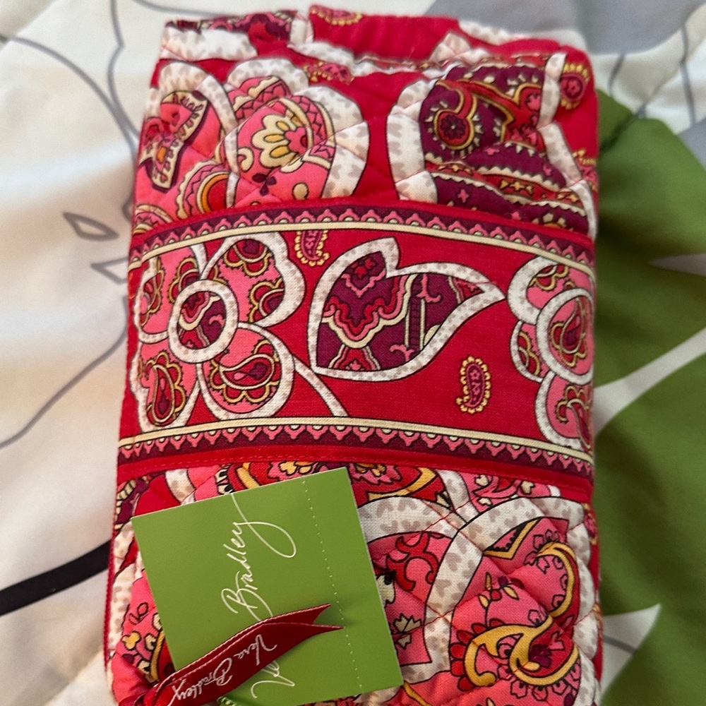 NWT Vera Bradley Red Paisley Cosmetic Bag - Picture 6 of 9